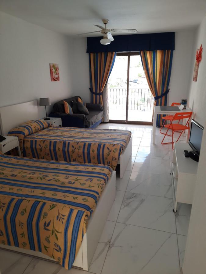 Castle Harbour Aparthotel Los Cristianos  Ngoại thất bức ảnh