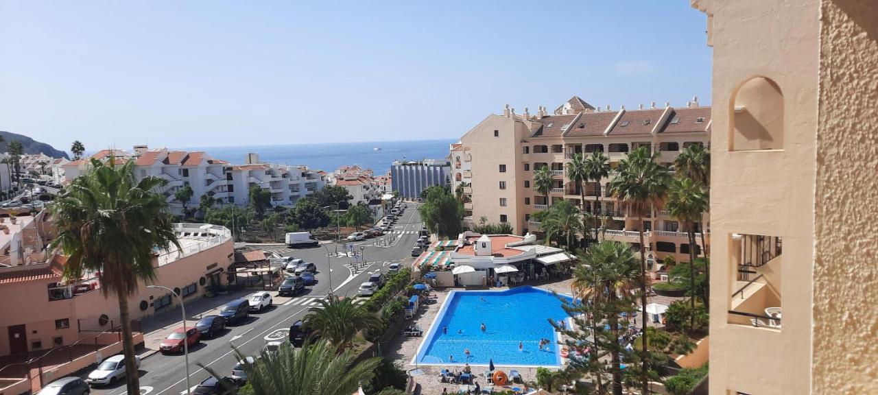 Castle Harbour Aparthotel Los Cristianos  Ngoại thất bức ảnh