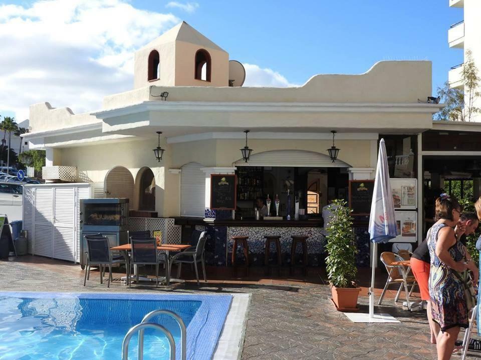 Castle Harbour Aparthotel Los Cristianos  Ngoại thất bức ảnh