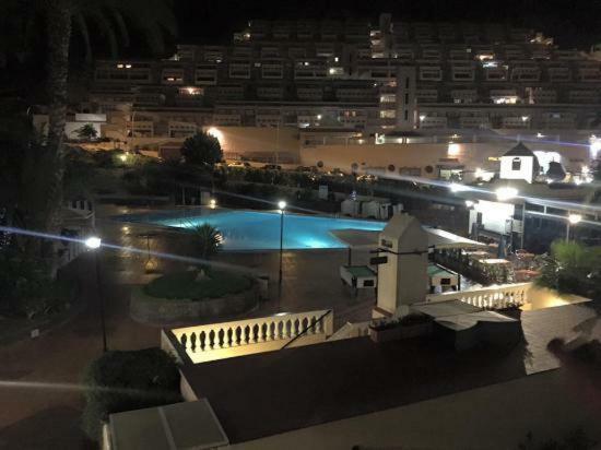 Castle Harbour Aparthotel Los Cristianos  Ngoại thất bức ảnh