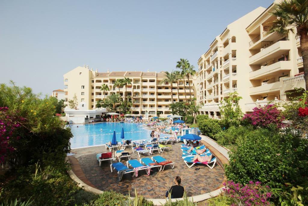 Castle Harbour Aparthotel Los Cristianos  Ngoại thất bức ảnh